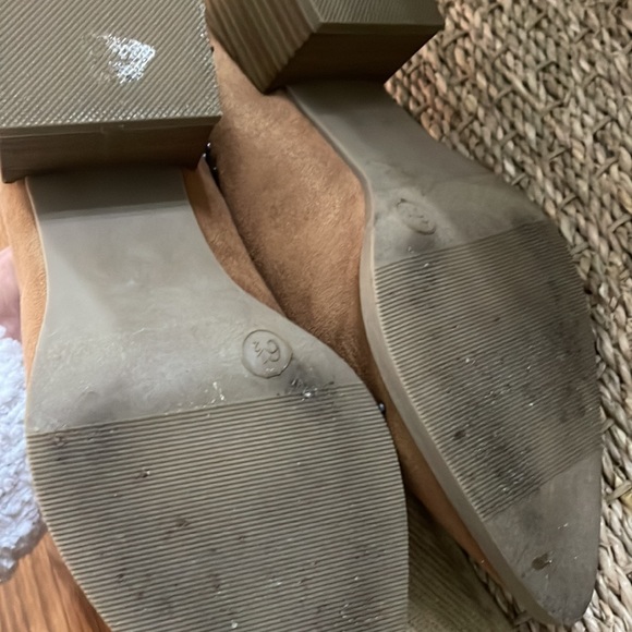 Universal Threads Studded Camel Brown Suede Leather pointed toe slides bootie - Picture 6 of 8